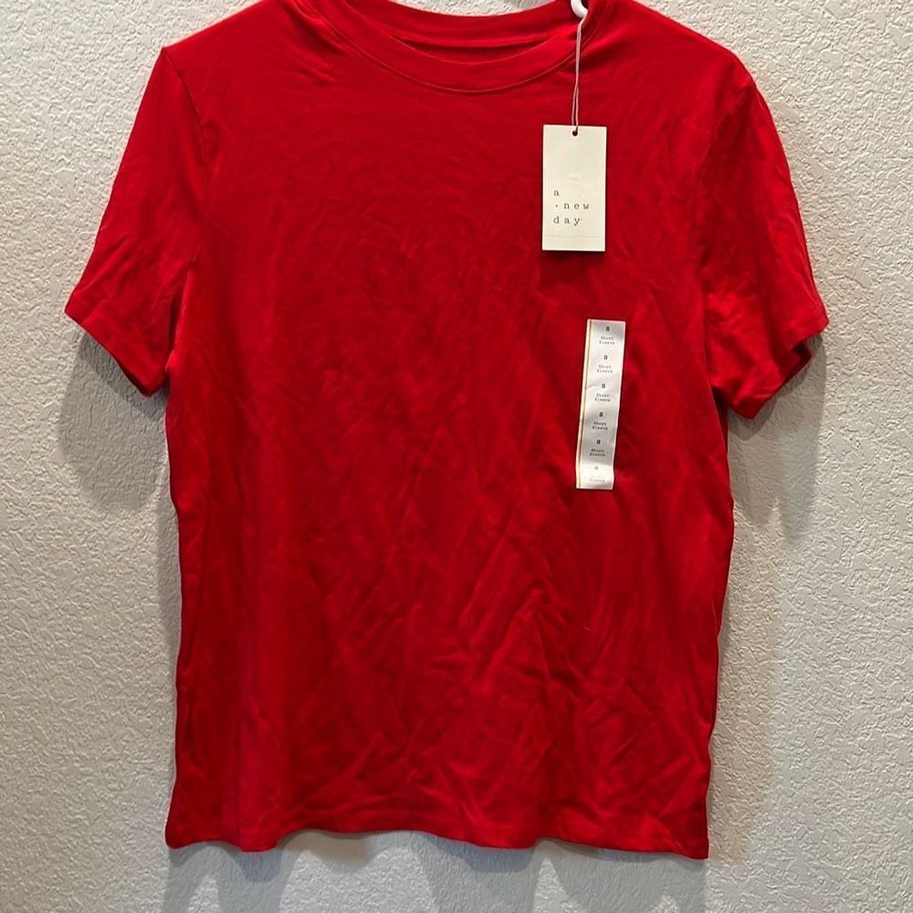 A new day short sleeve